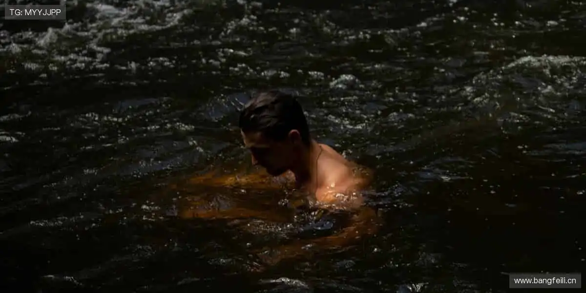 📺高清多机位,VR 沉浸体验!实时弹幕互动,不错过任何精彩!🎯